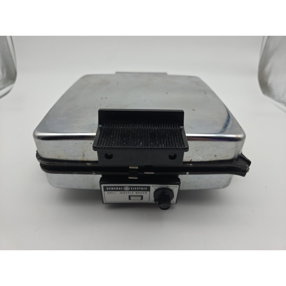 GE General Electric A2G48T Waffle Maker Grill Iron Baker Chrome TESTED Vintage